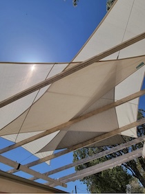 velas de sombra,
vela de sombra,
vela de proteção solar,
proteção solar exterior,
sombreamento exterior,
vela de sombra rectangular,
vela de sombra triangular,
vela de sombra quadrada,
zona de sombra confortável,
sombra para terraço,
sombra para jardim,
sombra para varanda,
proteção UV no exterior,
vela de sombra moderna,
vela de sombra tensada,
instalação de vela de sombra,
solução de sombra exterior